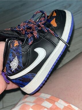 Jordan Kids Black, White, Purple & Orange Low-Top Sneakers
